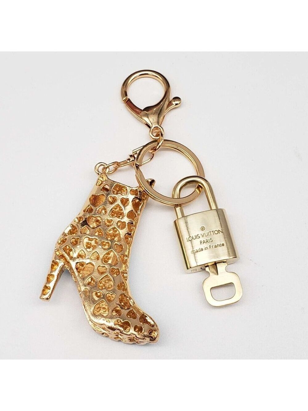 Louis Vuitton Gold Lock 🔑 Authentic LV Padlock + Unbranded Shoe Bag Charm - Picture 6 of 10